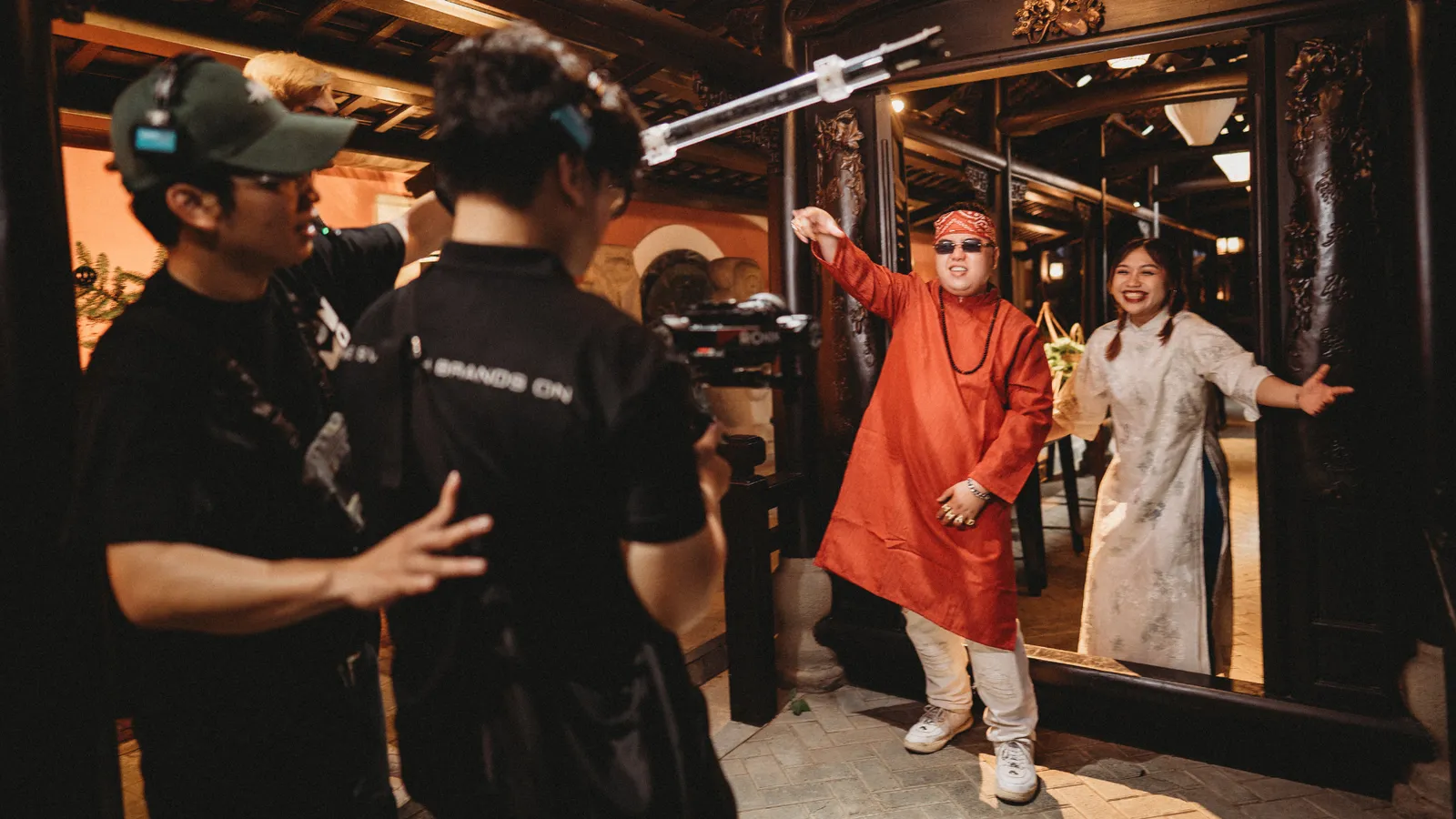 Rapper B:OKEH during the video shoot for the Ẩm Thực Việt “Chất” MV